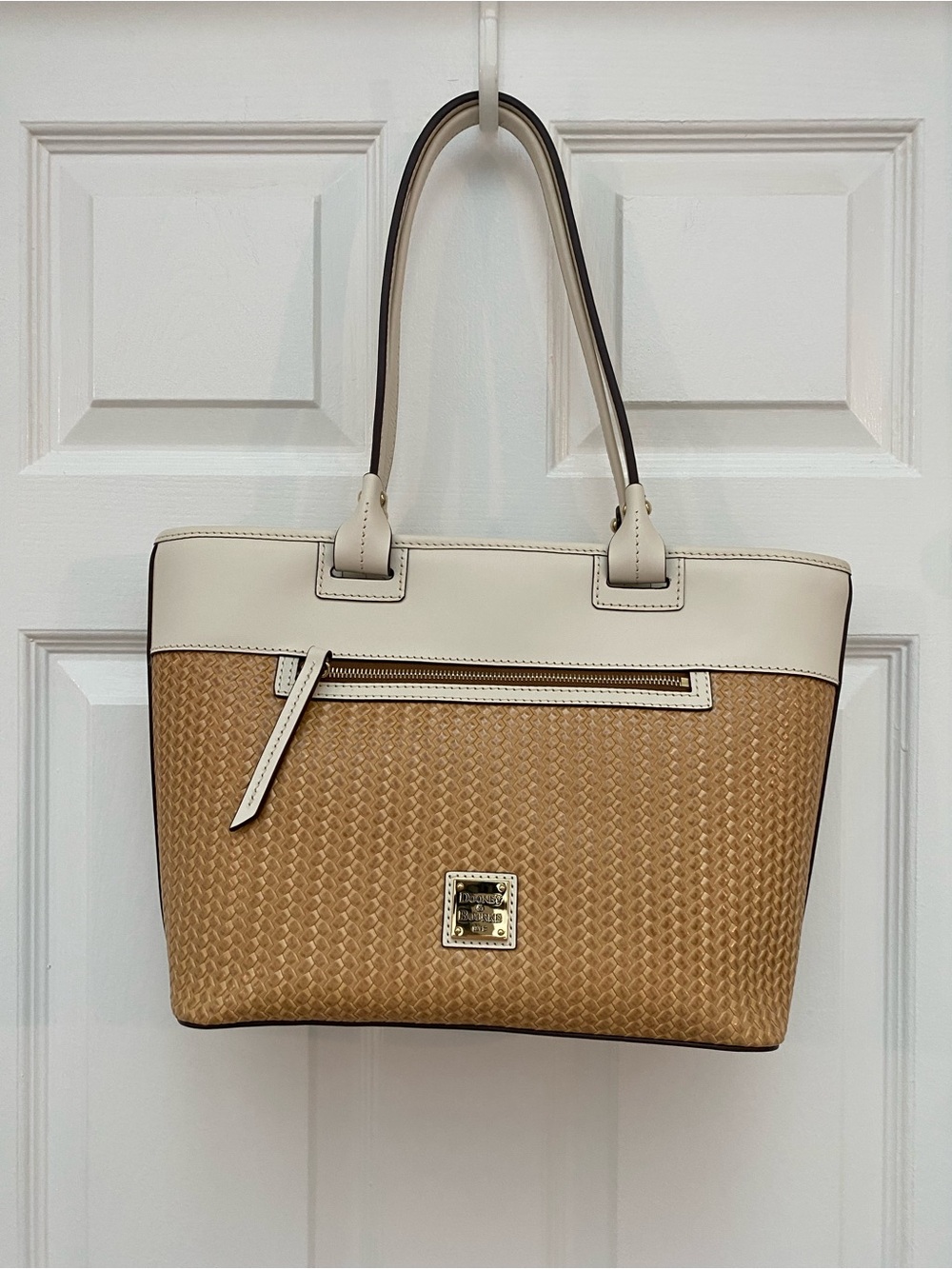 Dooney & Bourke Beacon Woven Tan Tote w White Leather Trim - NWOT (w dustbag)